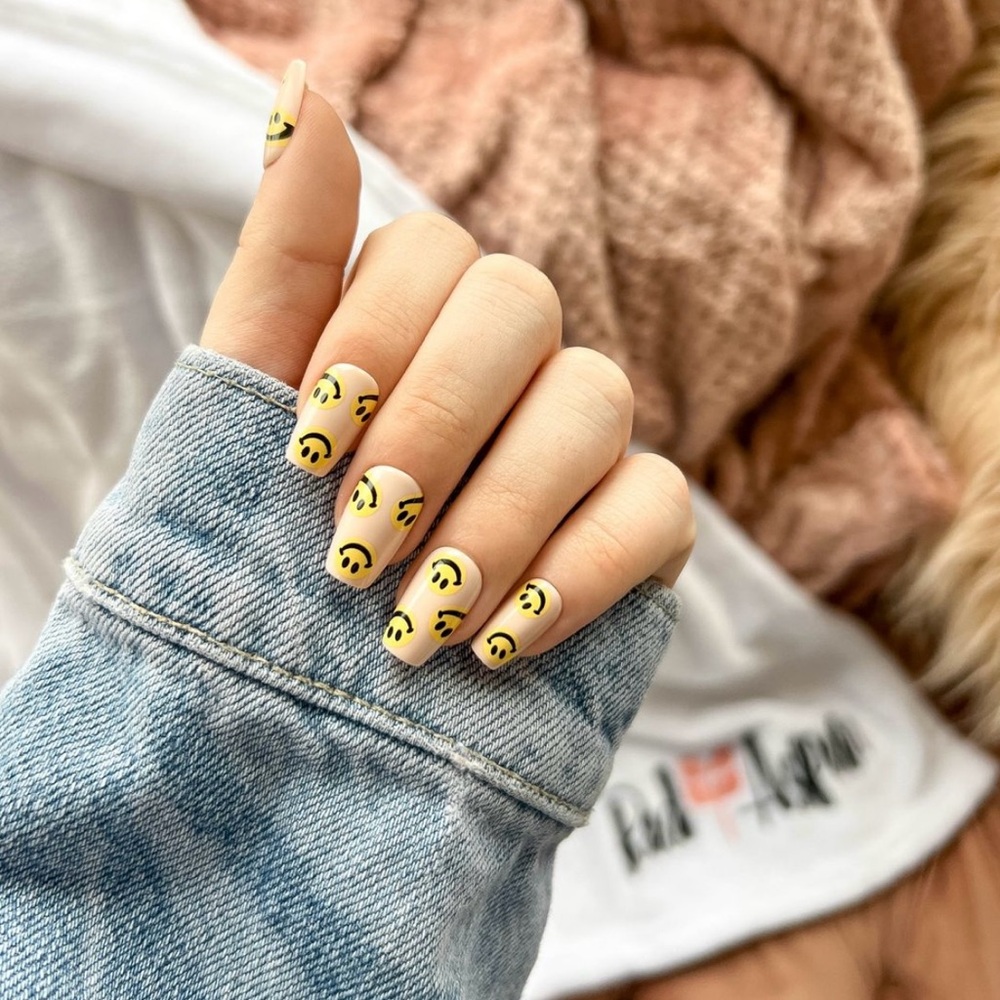 Red Aspen Nail Dashes- SAY CHEESE, SIMONE